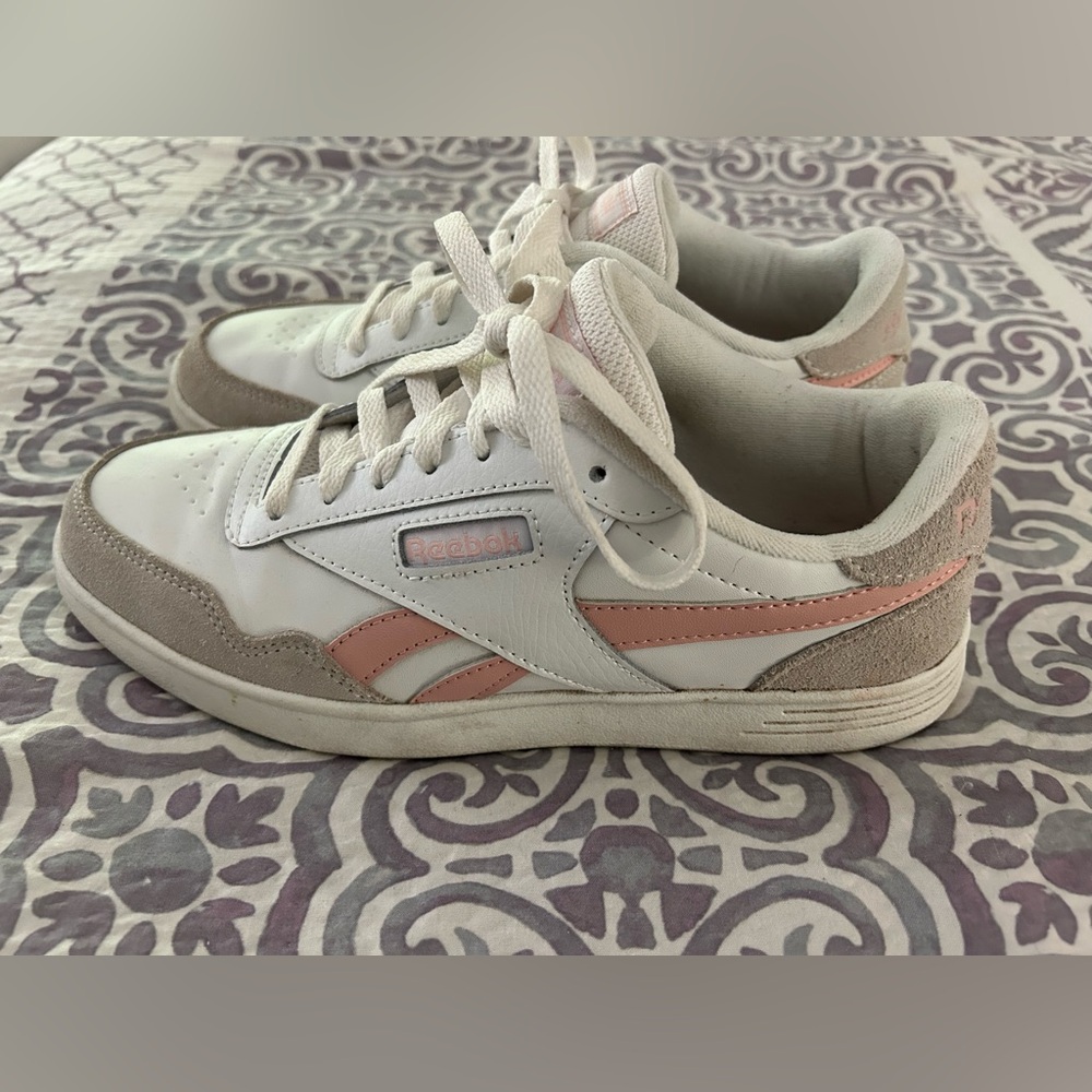 Women’s Reebok Sneakers